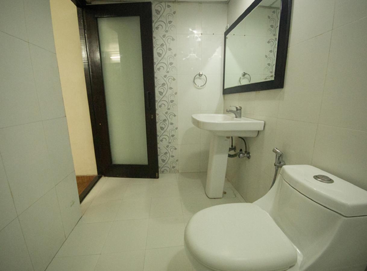 Anr Hotels Лакнау Екстериор снимка